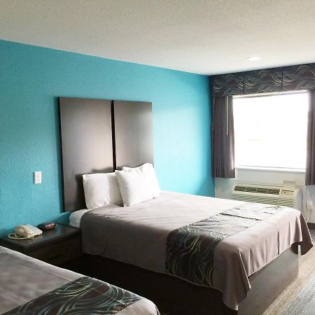 Americas Best Value Inn & Suites Mont Belvieu Houston Eldon Esterno foto