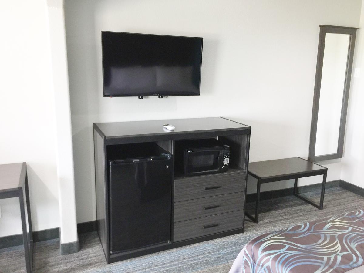 Americas Best Value Inn & Suites Mont Belvieu Houston Eldon Esterno foto