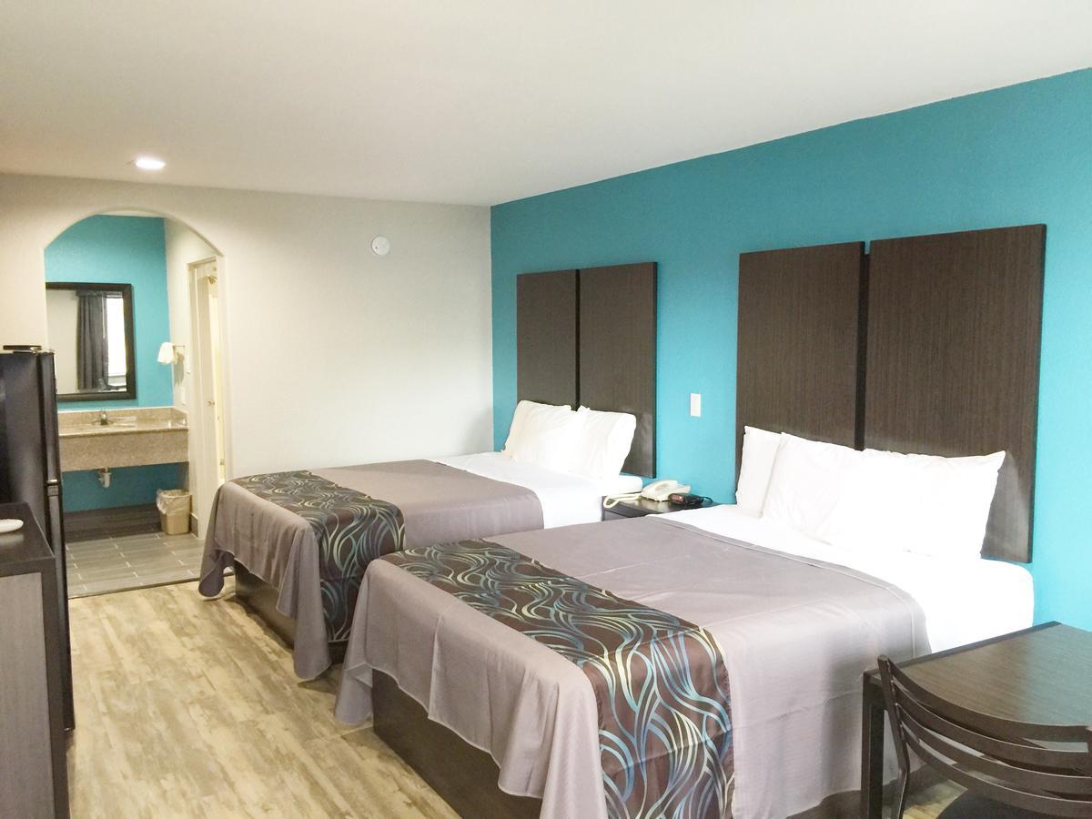 Americas Best Value Inn & Suites Mont Belvieu Houston Eldon Esterno foto