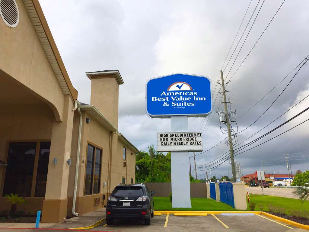 Americas Best Value Inn & Suites Mont Belvieu Houston Eldon Esterno foto